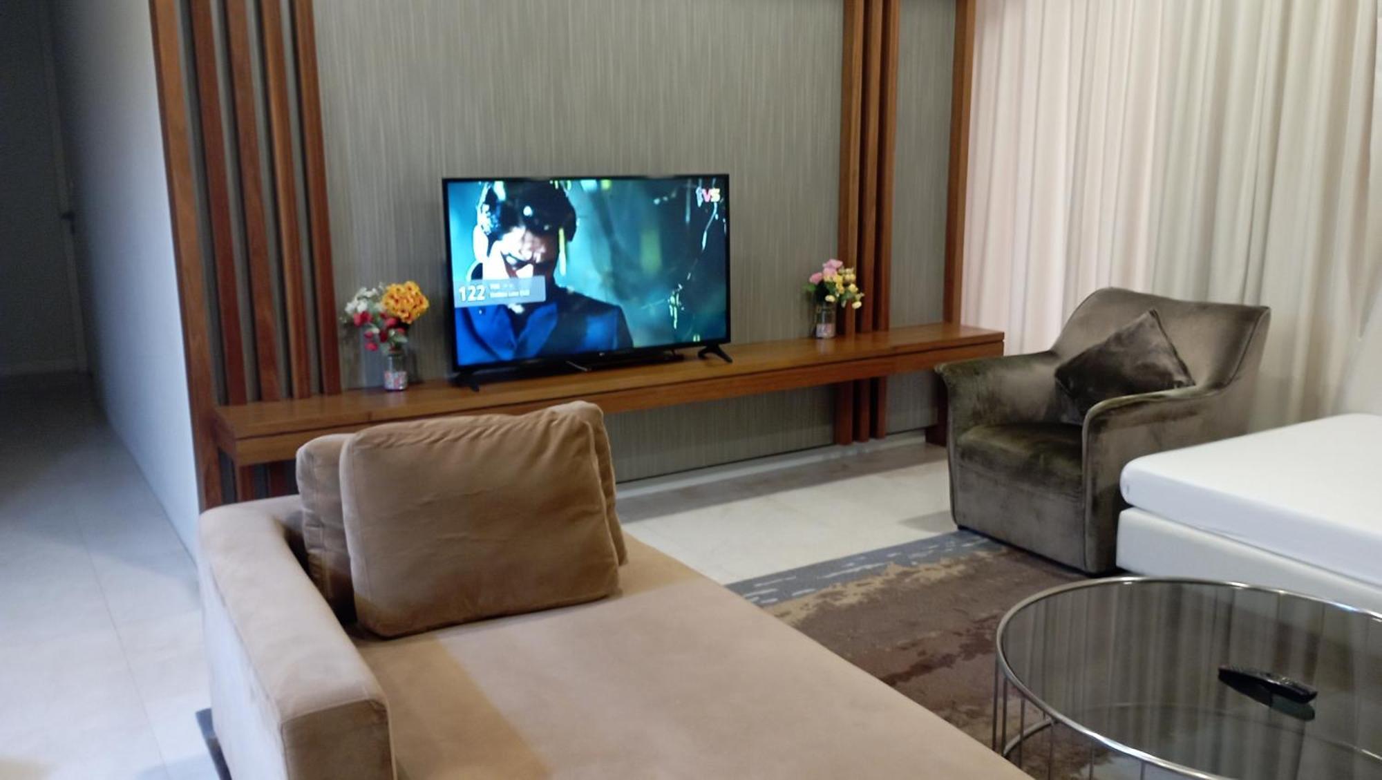 Apartment Tropicana The Klcc Service *